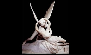 Amore e Psiche, gruppo scultoreo di Antonio Canova al museo del Louvre